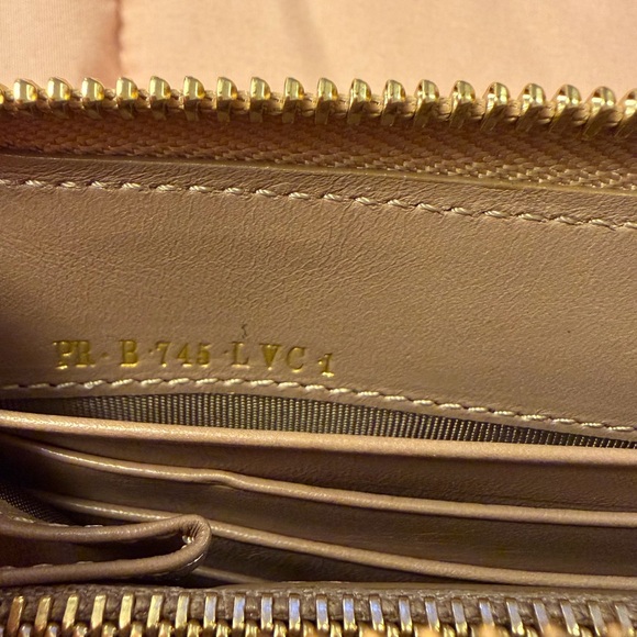 Valentino Leather Lace Floral Print Zip Around Wallet - Picture 12 of 12